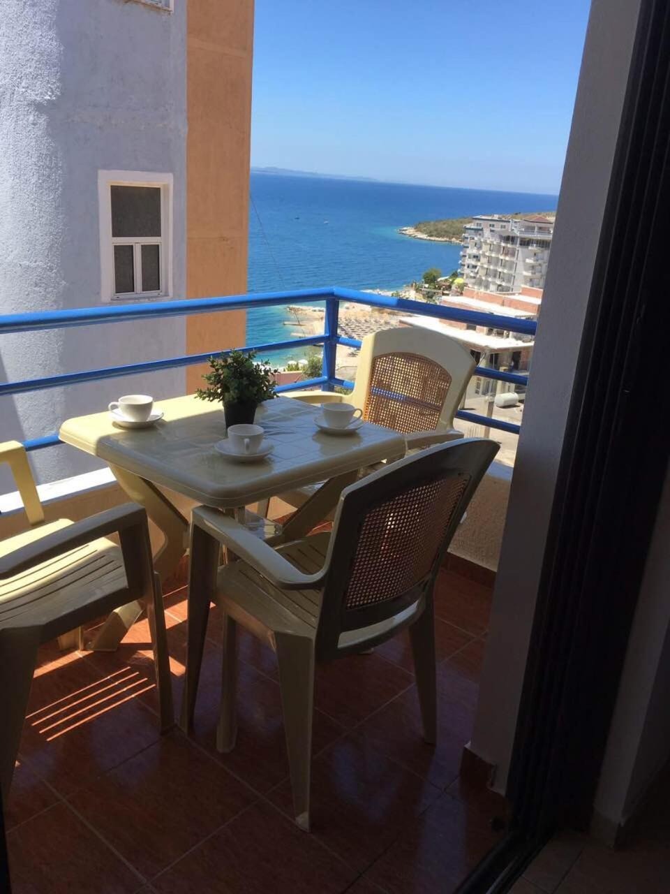 Sea And Sky Apartments Sarandë Værelse billede