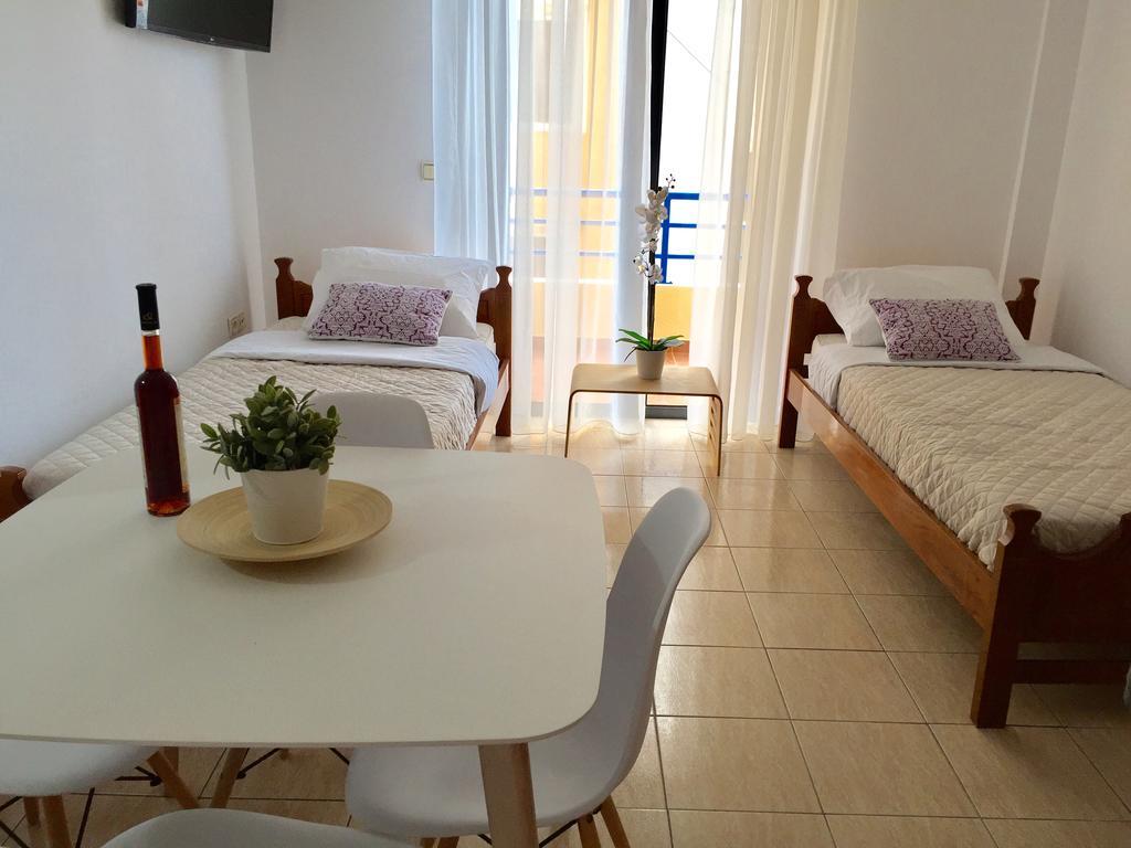 Sea And Sky Apartments Sarandë Eksteriør billede
