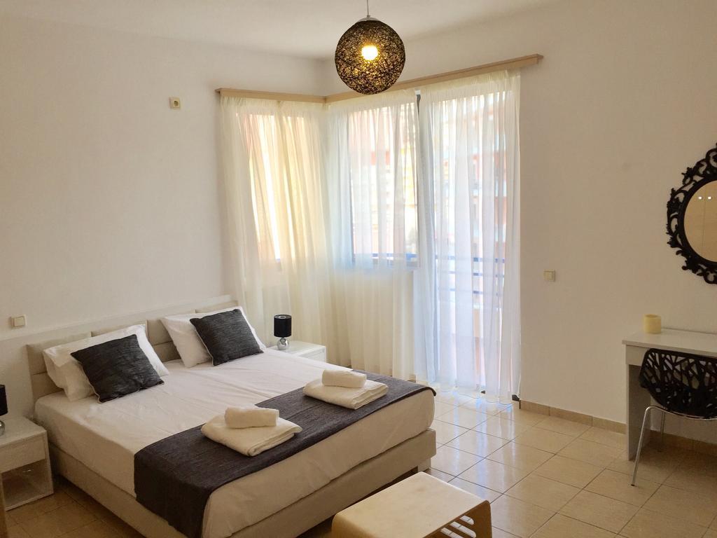 Sea And Sky Apartments Sarandë Eksteriør billede